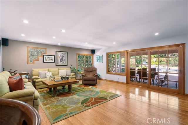 MLS #SR25224602 image #18