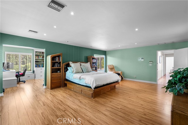 MLS #SR25224602 image #28