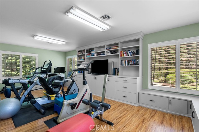 MLS #SR25224602 image #30