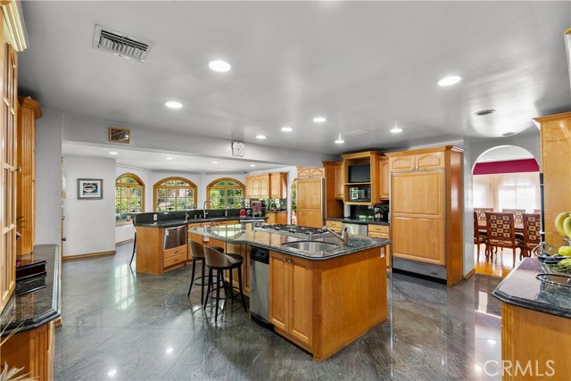 MLS #SR25224602 image #5