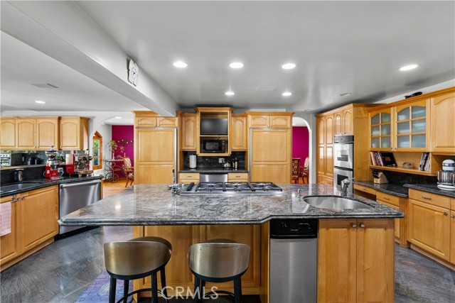 MLS #SR25224602 image #8