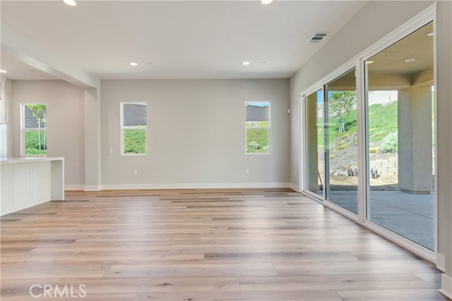 MLS #SR25224612 image #11