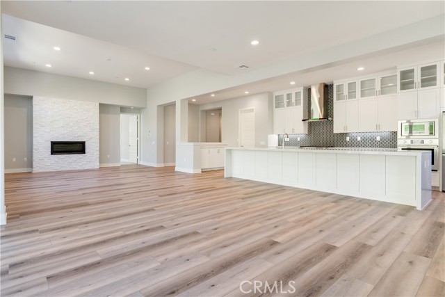 MLS #SR25224612 image #2