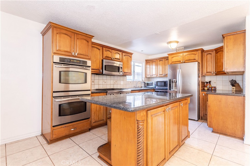 MLS #SR25224633 image #12