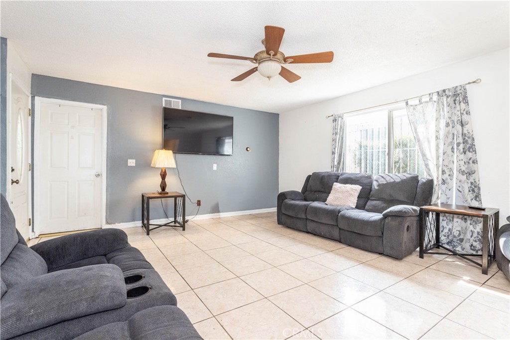 MLS #SR25224633 image #9