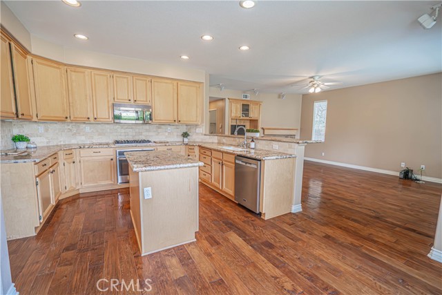 MLS #SR25224848 image #11