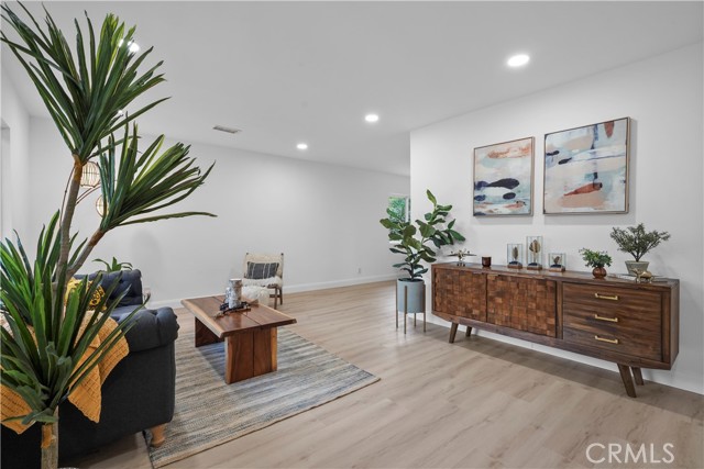 MLS #SR25224929 image #5