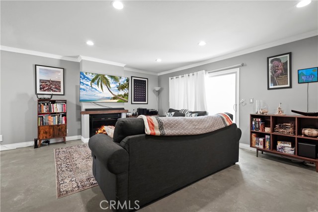 MLS #SR25225159 image #2