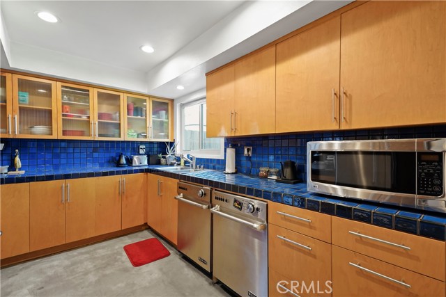 MLS #SR25225159 image #7