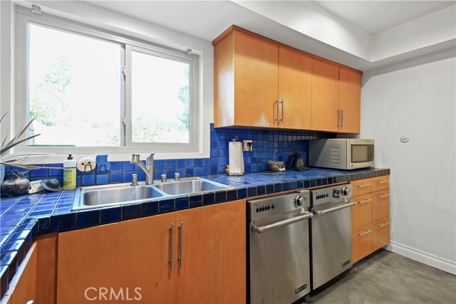 MLS #SR25225159 image #9