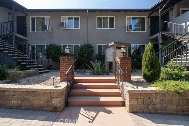 MLS #SR25225329 image #2