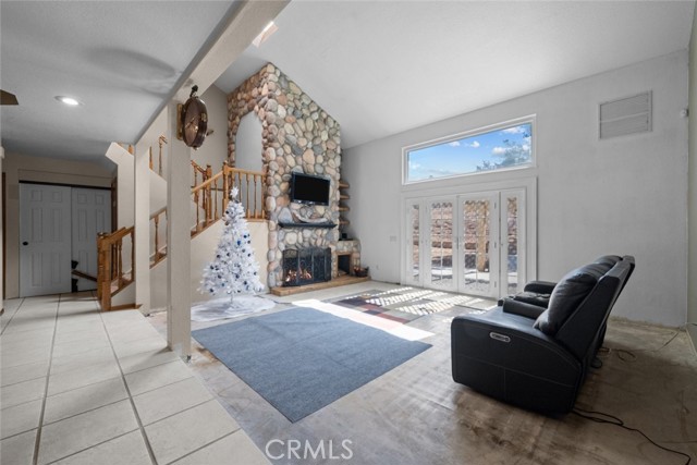 MLS #SR25225424 image #2