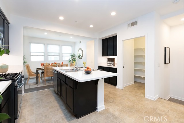 MLS #SR25225475 image #14