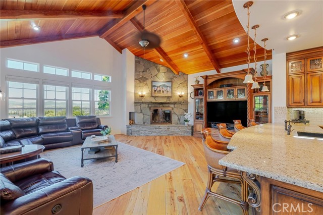 MLS #SR25225558 image #12