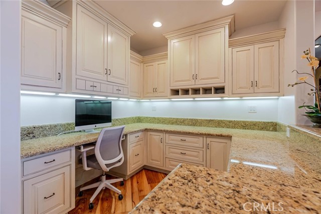 MLS #SR25225558 image #14