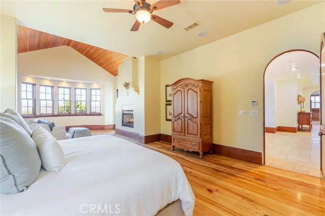 MLS #SR25225558 image #17