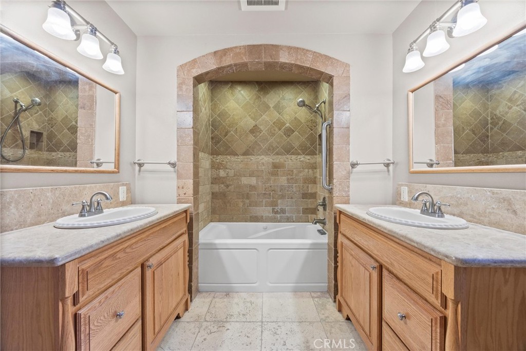 MLS #SR25225635 image #23