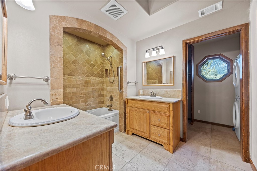 MLS #SR25225635 image #24