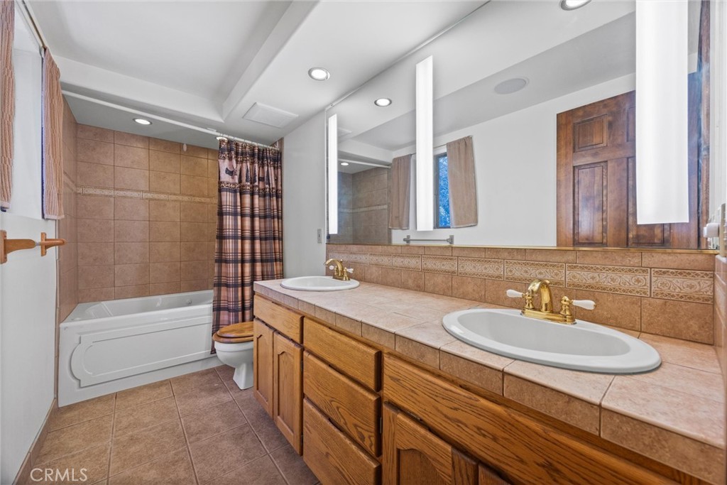 MLS #SR25225635 image #35