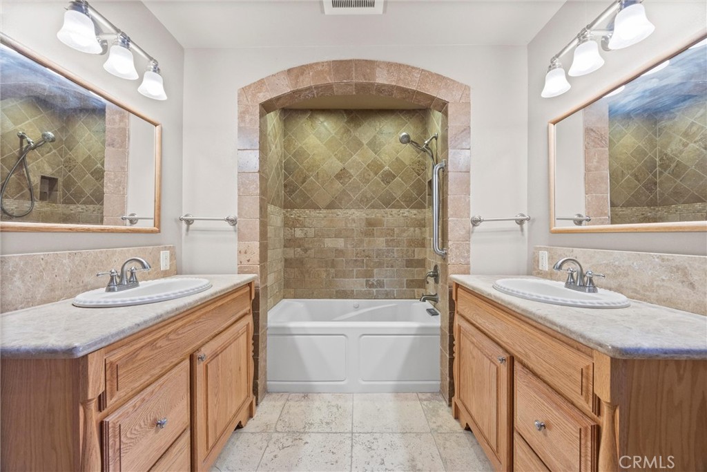 MLS #SR25225635 image #6