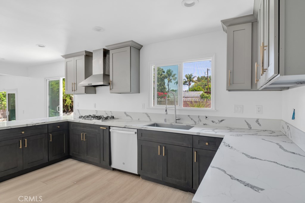 MLS #SR25225656 image #4