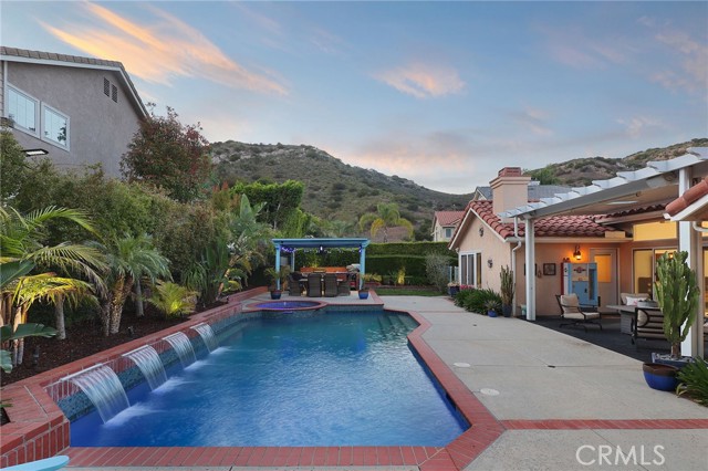 MLS #SR25225708 image #5