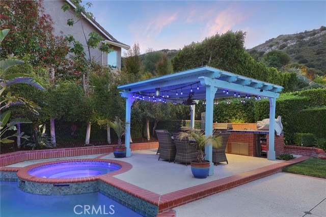 MLS #SR25225708 image #8