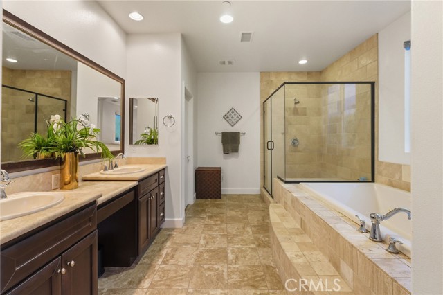 MLS #SR25225728 image #8