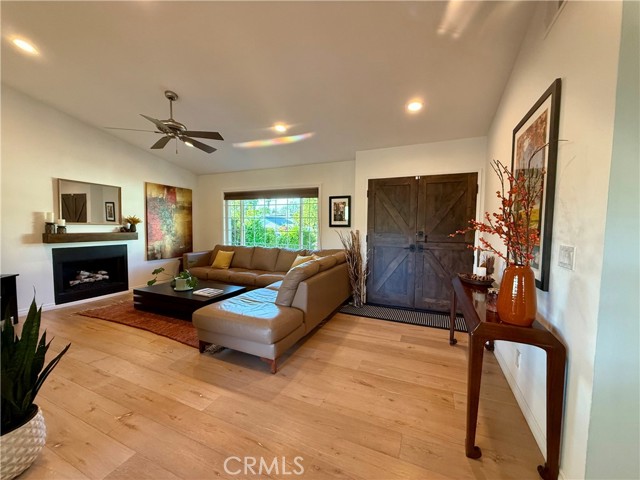 MLS #SR25225736 image #11