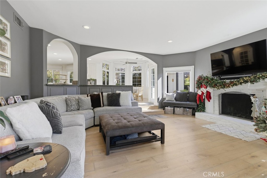 MLS #SR25225789 image #7