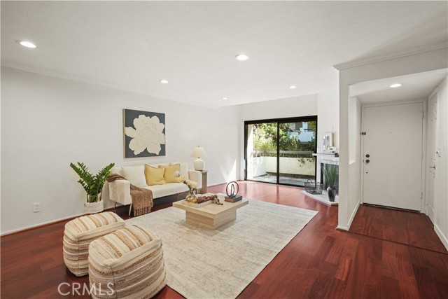 MLS #SR25225835 image #1