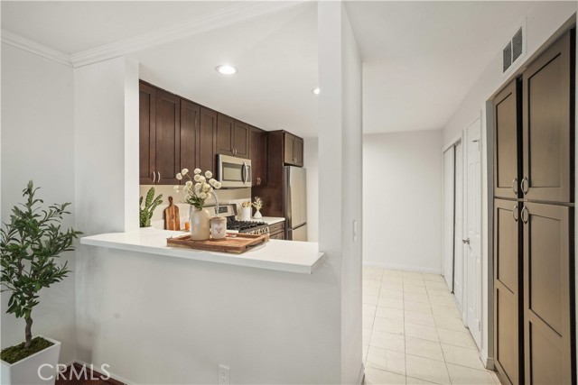 MLS #SR25225835 image #10