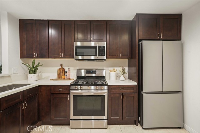 MLS #SR25225835 image #8