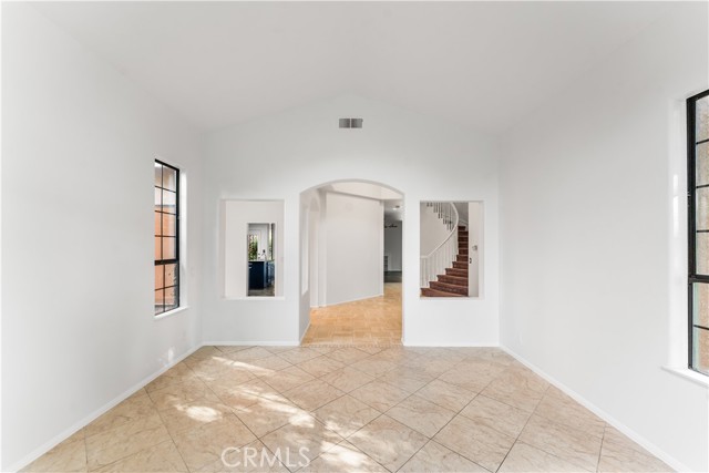 MLS #SR25226094 image #7