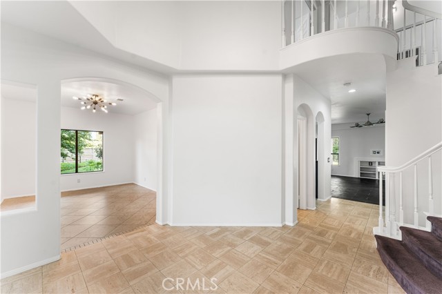MLS #SR25226094 image #9