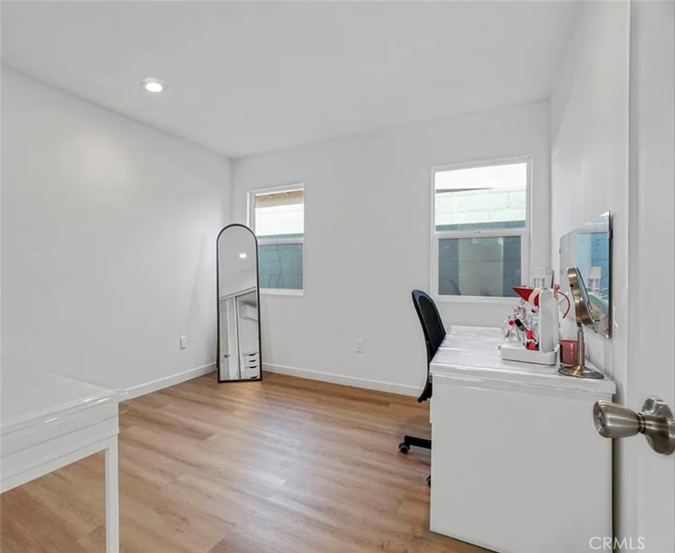 MLS #SR25215371 image #5