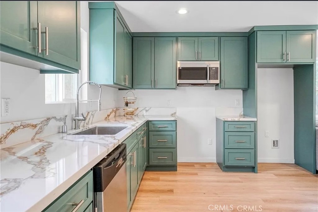 MLS #SR25215371 image #7