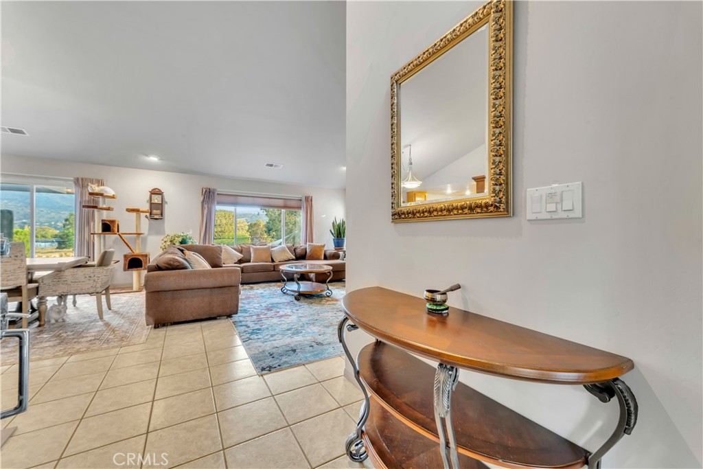 MLS #SR25226309 image #2