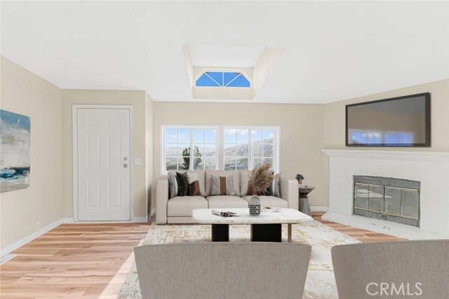 MLS #SR25171517 image #5