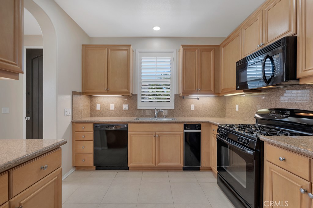 MLS #SR25226427 image #7