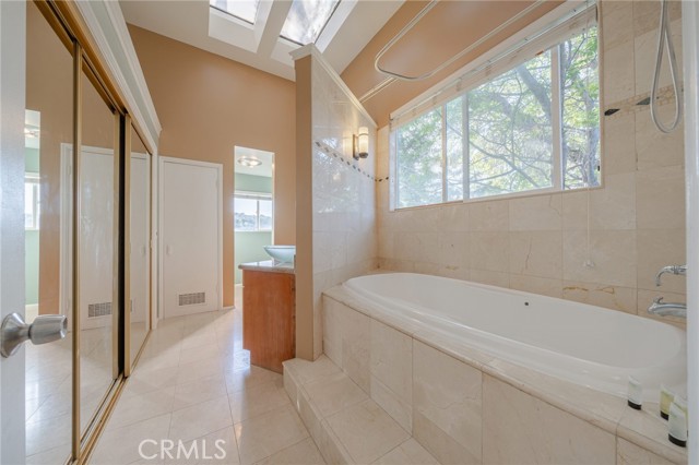 MLS #SR25226480 image #22