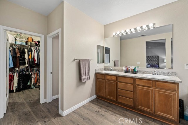 MLS #SR25226992 image #16
