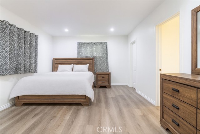 MLS #SR25227109 image #8