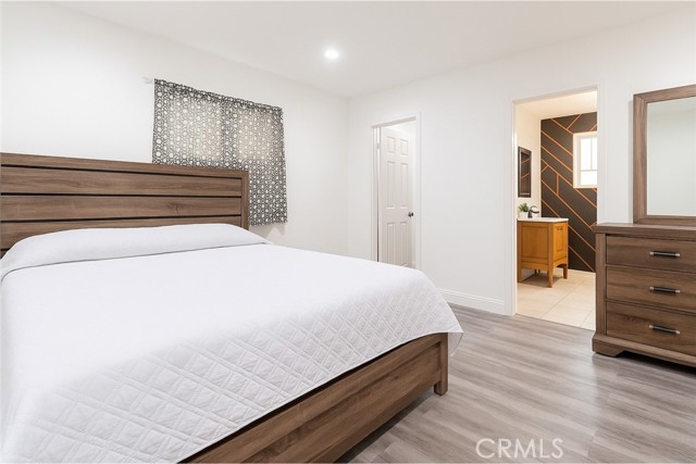 MLS #SR25227109 image #9