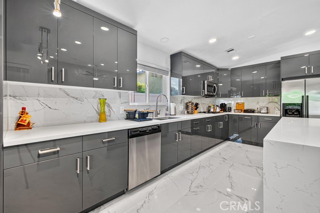 MLS #SR25227154 image #11