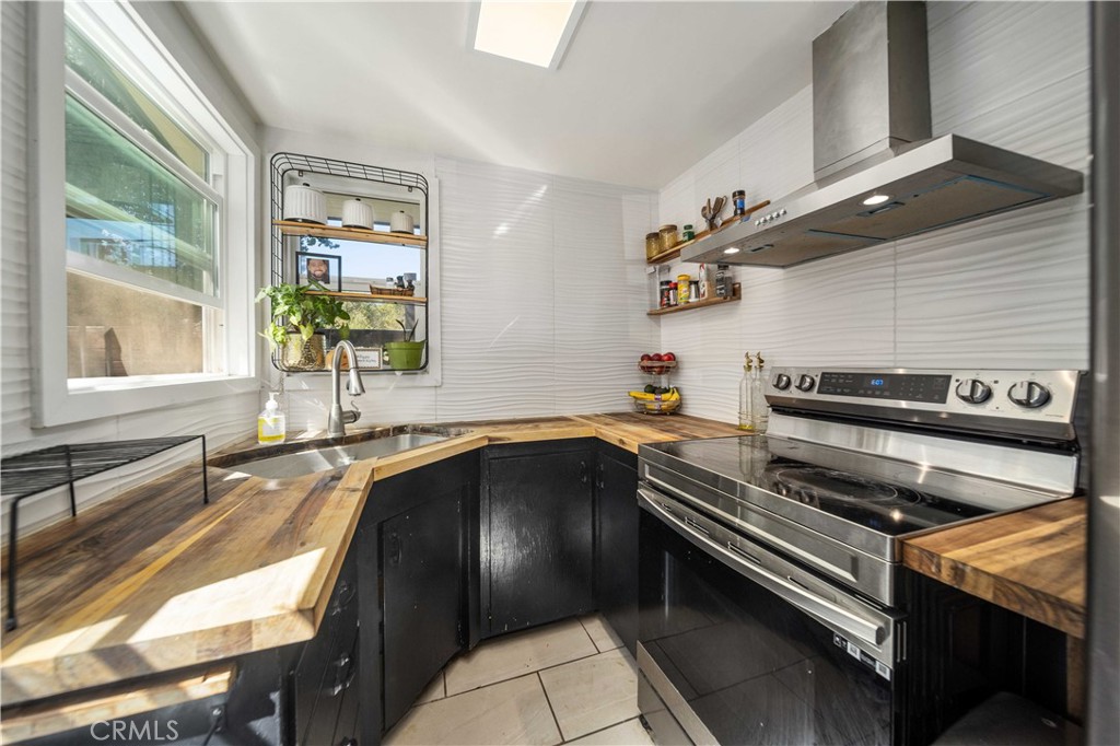 MLS #SR25227342 image #7