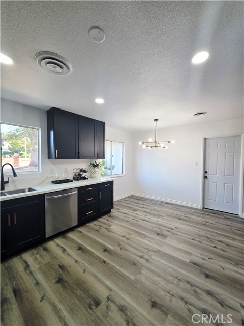 MLS #SR25227371 image #9
