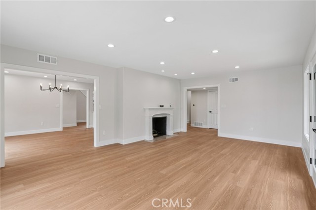 MLS #SR25227428 image #10