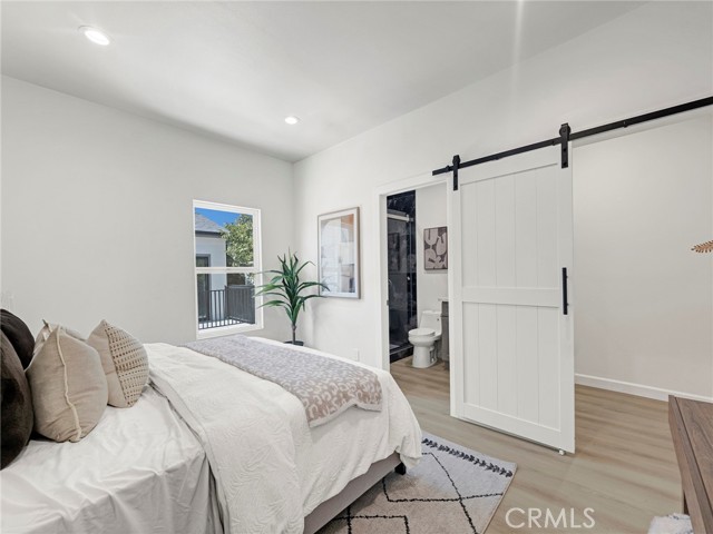 MLS #SR25227433 image #17