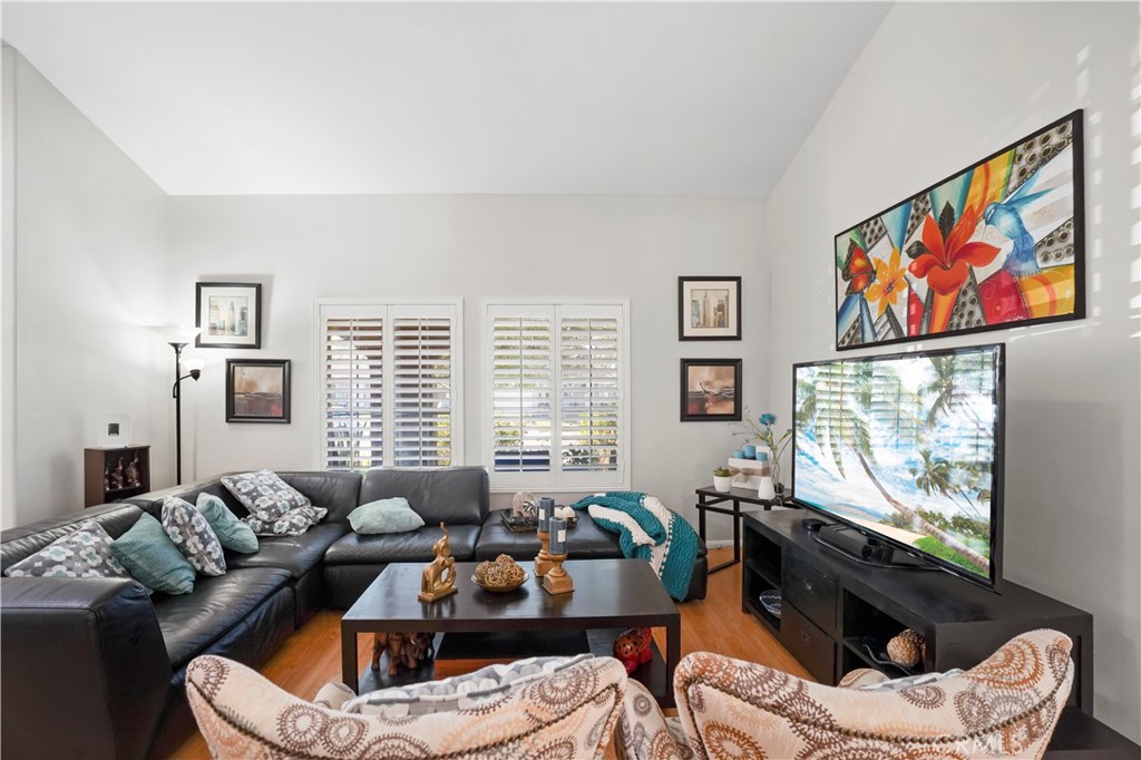 MLS #SR25227813 image #7